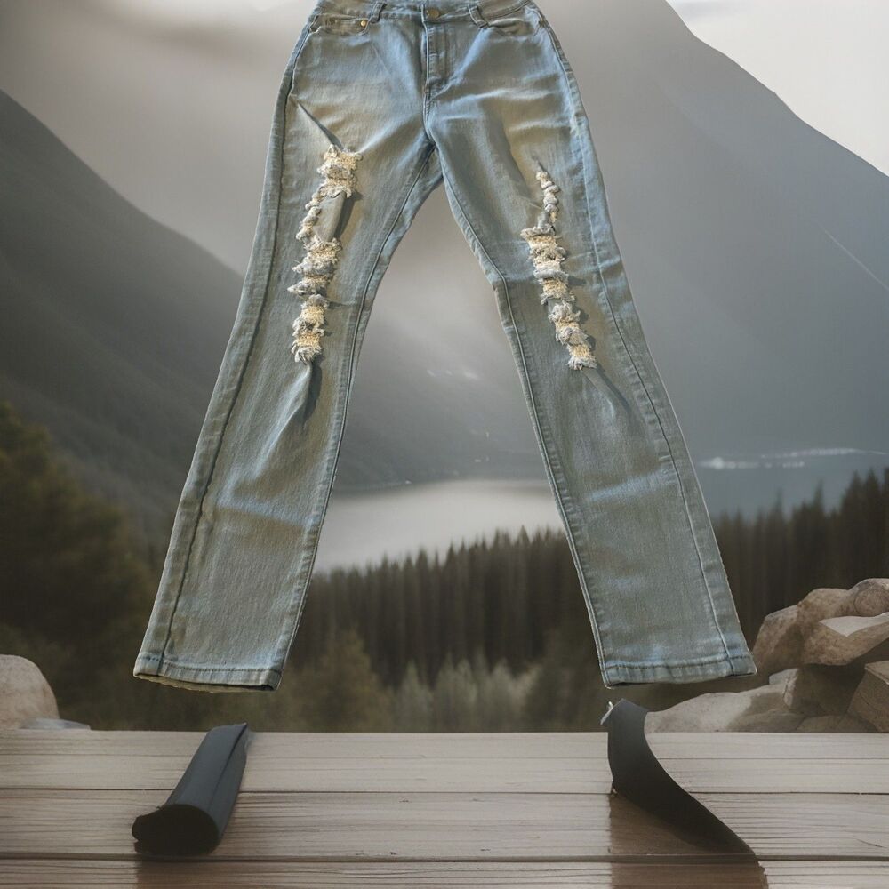 Bob Jeans Size 13/14 Jr. Blue Distressed Stretch Skinny High Rise Excellent